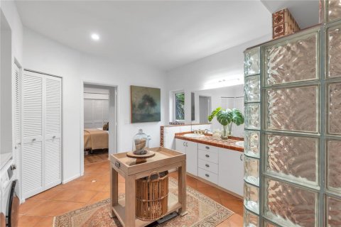 Casa en venta en Sarasota, Florida, 4 dormitorios, 216.46 m2 № 2225404 - foto 26