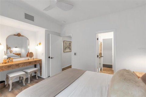 Casa en venta en Sarasota, Florida, 4 dormitorios, 216.46 m2 № 2225404 - foto 28