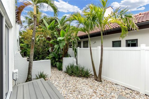 Casa en venta en Sarasota, Florida, 4 dormitorios, 216.46 m2 № 2225404 - foto 12