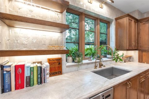 Casa en venta en Sarasota, Florida, 4 dormitorios, 216.46 m2 № 2225404 - foto 20