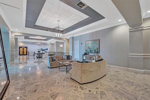 Снять в аренду кондоминиум в Холливуд, Флорида 1 спальня, 45.8м2, № 1987885 - фото 22