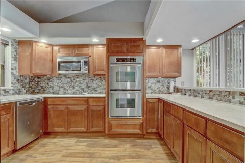 Adosado en venta en Haines City, Florida, 2 dormitorios, 197.97 m2 № 1900549 - foto 11
