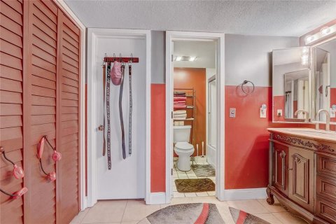 Adosado en venta en Haines City, Florida, 2 dormitorios, 197.97 m2 № 1900549 - foto 16