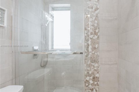 Appartement à louer à Miami Beach, Floride: 2 chambres, 71.53 m2 № 2065662 - photo 16