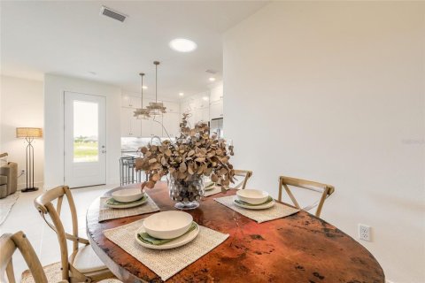 Touwnhouse à vendre à New Smyrna Beach, Floride: 2 chambres, 101.82 m2 № 1831898 - photo 15