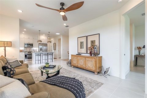 Touwnhouse à vendre à New Smyrna Beach, Floride: 2 chambres, 101.82 m2 № 1831898 - photo 6