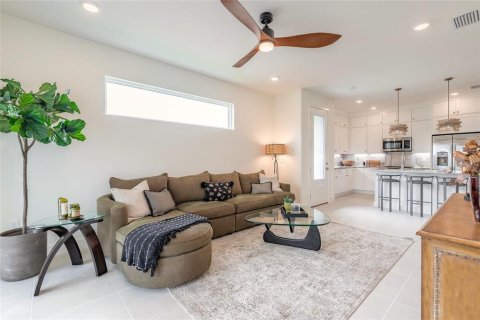Touwnhouse à vendre à New Smyrna Beach, Floride: 2 chambres, 101.82 m2 № 1831898 - photo 5