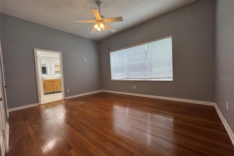 Casa en alquiler en Tampa, Florida, 3 dormitorios, 189.99 m2 № 1894001 - foto 19