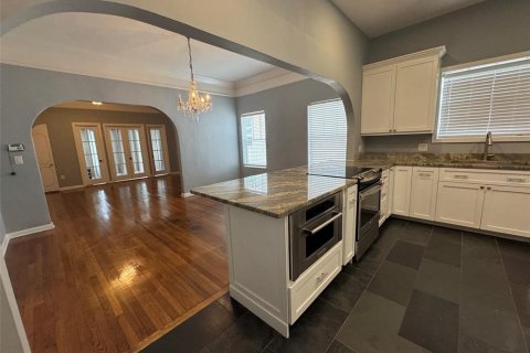 Casa en alquiler en Tampa, Florida, 3 dormitorios, 189.99 m2 № 1894001 - foto 12