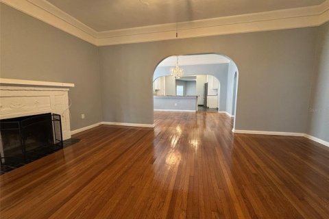 Casa en alquiler en Tampa, Florida, 3 dormitorios, 189.99 m2 № 1894001 - foto 5