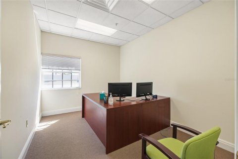 Propiedad comercial en alquiler en Sarasota, Florida № 1716785 - foto 21