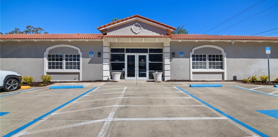 Immobilier commercial à Sarasota, Floride № 1716785