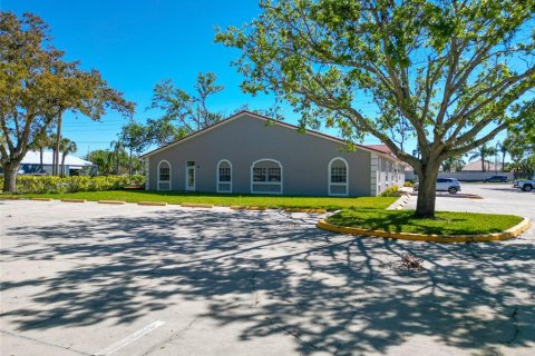 Propiedad comercial en alquiler en Sarasota, Florida № 1716785 - foto 8