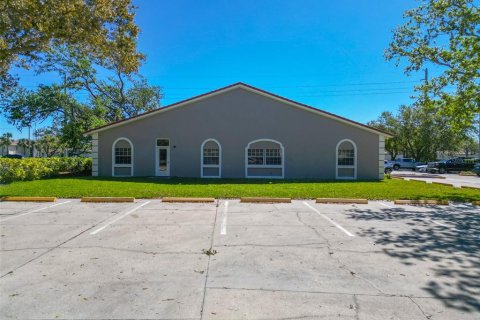 Propiedad comercial en alquiler en Sarasota, Florida № 1716785 - foto 9