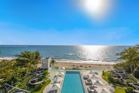 Copropriété à vendre à Sunny Isles Beach, Floride: 4 chambres, 463.77 m2 № 1877996 - photo 29