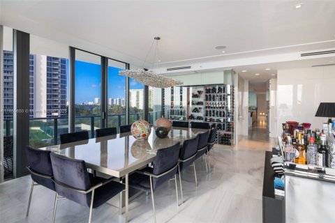 Copropriété à vendre à Sunny Isles Beach, Floride: 4 chambres, 463.77 m2 № 1877996 - photo 12