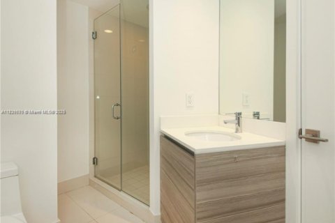Condo in Miami, Florida, 2 bedrooms  № 1804401 - photo 19