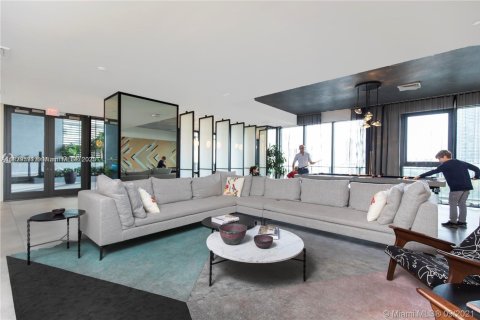 Condo in Miami, Florida, 2 bedrooms  № 1804401 - photo 23