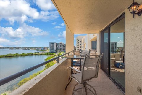 Condo in Hudson, Florida, 1 bedroom  № 2149978 - photo 19