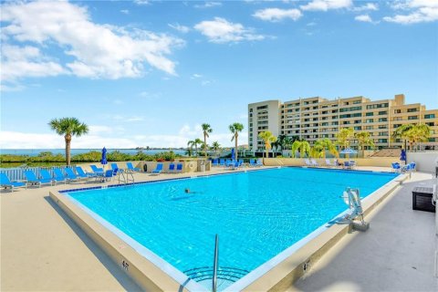 Condo in Hudson, Florida, 1 bedroom  № 2149978 - photo 22