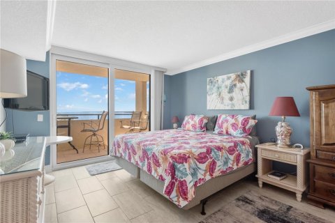 Condo in Hudson, Florida, 1 bedroom  № 2149978 - photo 14