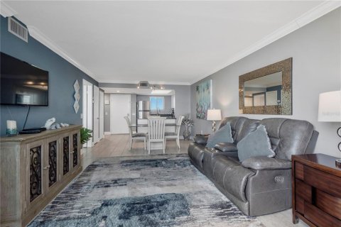 Condo in Hudson, Florida, 1 bedroom  № 2149978 - photo 11