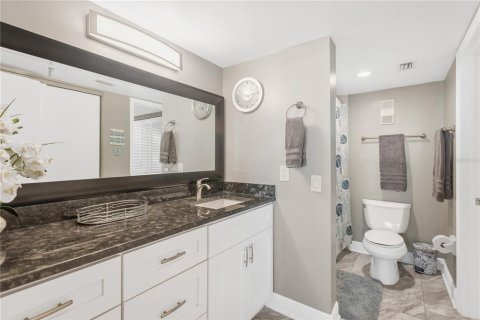 Condo in Hudson, Florida, 1 bedroom  № 2149978 - photo 15