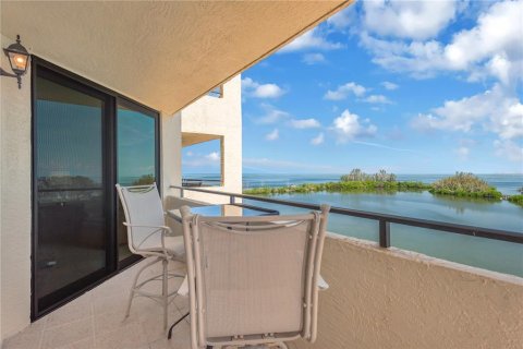 Condo in Hudson, Florida, 1 bedroom  № 2149978 - photo 17