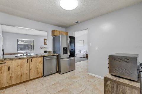 Villa ou maison à vendre à Saint Lucie, Floride: 4 chambres, 172.8 m2 № 2200940 - photo 21