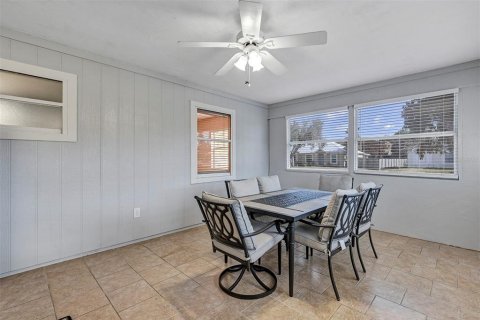 Villa ou maison à vendre à Saint Lucie, Floride: 4 chambres, 172.8 m2 № 2200940 - photo 18