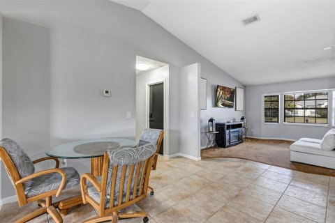 Villa ou maison à vendre à Saint Lucie, Floride: 4 chambres, 172.8 m2 № 2200940 - photo 10
