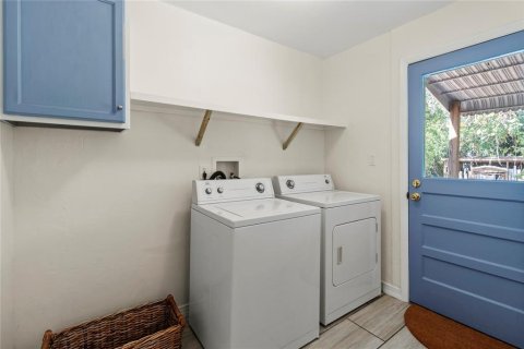 Купить виллу или дом в Сарасота, Флорида 6 комнат, 81.38м2, № 1642860 - фото 24