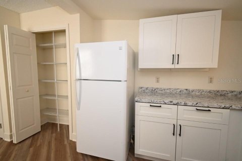 House in Dade City, Florida 3 bedrooms, 94.76 sq.m. № 1765135 - photo 20