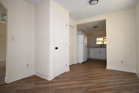 House in Dade City, Florida 3 bedrooms, 94.76 sq.m. № 1765135 - photo 15