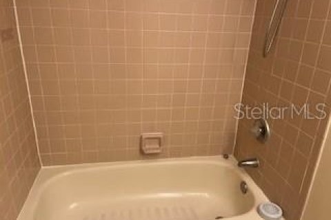 House in Palm Coast, Florida 3 bedrooms, 111.2 sq.m. № 1677633 - photo 13