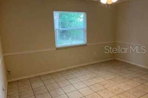 House in Palm Coast, Florida 3 bedrooms, 111.2 sq.m. № 1677633 - photo 8