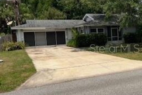 House in Palm Coast, Florida 3 bedrooms, 111.2 sq.m. № 1677633 - photo 1