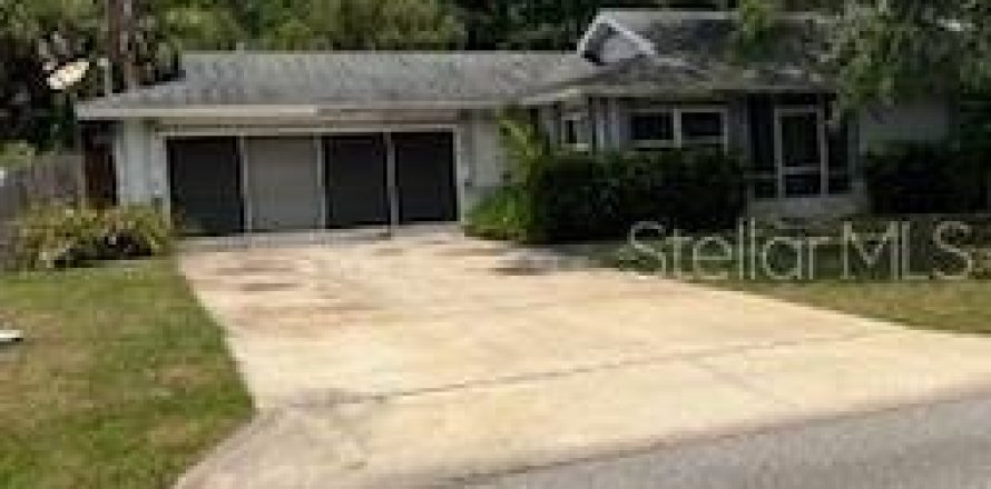 House in Palm Coast, Florida 3 bedrooms, 111.2 sq.m. № 1677633