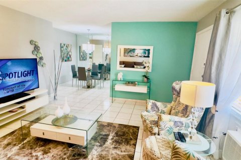 Condominio en venta en Miami, Florida, 1 dormitorio, 63.92 m2 № 1949877 - foto 10