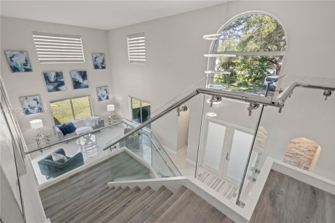 Villa ou maison à vendre à Palmetto Bay, Floride: 4 chambres, 284.47 m2 № 2069581 - photo 9