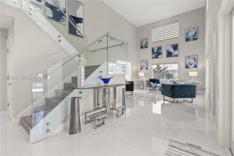 Villa ou maison à vendre à Palmetto Bay, Floride: 4 chambres, 284.47 m2 № 2069581 - photo 7