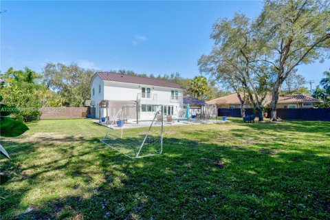Villa ou maison à vendre à Palmetto Bay, Floride: 4 chambres, 284.47 m2 № 2069581 - photo 22