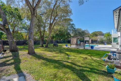 Villa ou maison à vendre à Palmetto Bay, Floride: 4 chambres, 284.47 m2 № 2069581 - photo 19