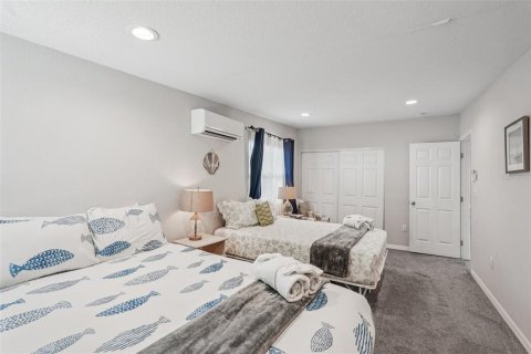 House in Sarasota, Florida 2 bedrooms, 94.76 sq.m. № 1827247 - photo 12