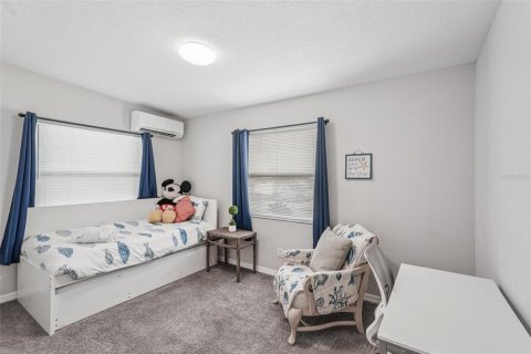 House in Sarasota, Florida 2 bedrooms, 94.76 sq.m. № 1827247 - photo 15