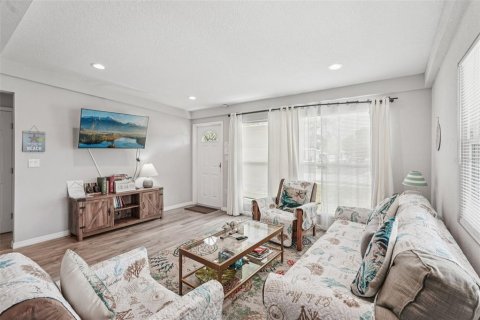 House in Sarasota, Florida 2 bedrooms, 94.76 sq.m. № 1827247 - photo 4