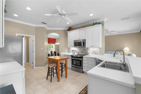 Casa en venta en Kissimmee, Florida, 2 dormitorios, 189.33 m2 № 1901570 - foto 12