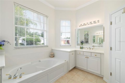 Casa en venta en Kissimmee, Florida, 2 dormitorios, 189.33 m2 № 1901570 - foto 23