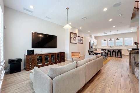 Townhouse in Orlando, Florida 4 bedrooms, 168.62 sq.m. № 1868948 - photo 22