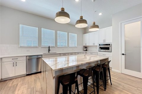 Townhouse in Orlando, Florida 4 bedrooms, 168.62 sq.m. № 1868948 - photo 12